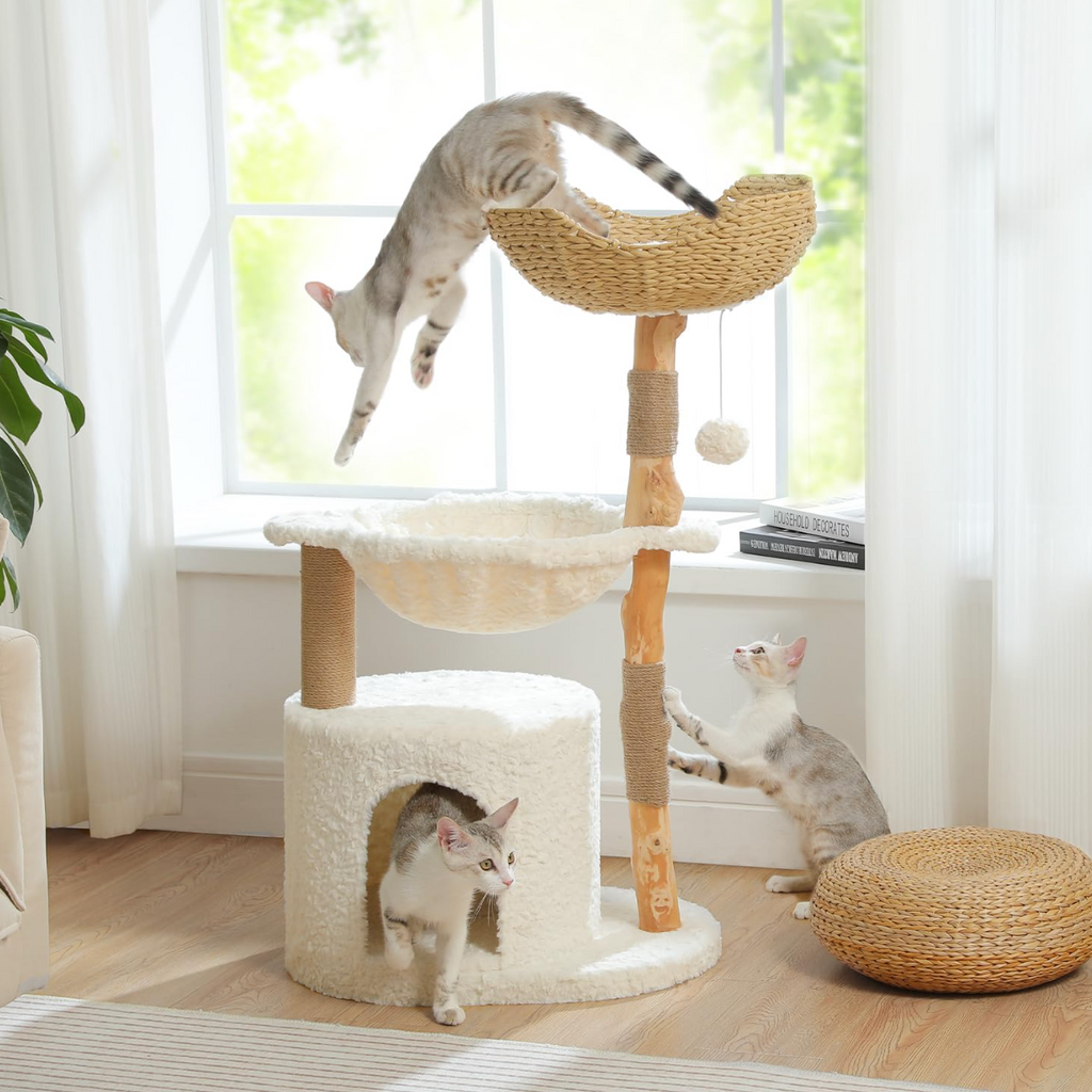 Arbre à chat en bois avec 2 hamacs, niche et poteaux en sisal 102 cm