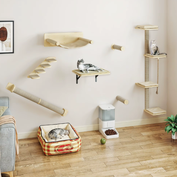 Ensemble mural pour chat en bois avec plateformes, hamac, marches et griffoirs