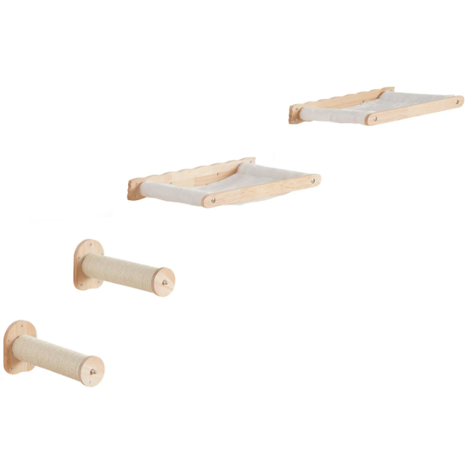 Parcours mural pour chat avec hamacs et poteaux en sisal