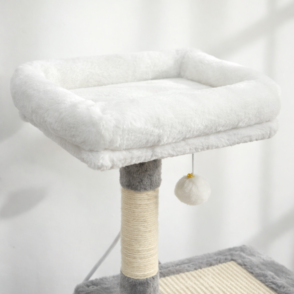 Arbre à chat multi-niveaux avec niche, plateformes et poteaux sisal – 107 cm