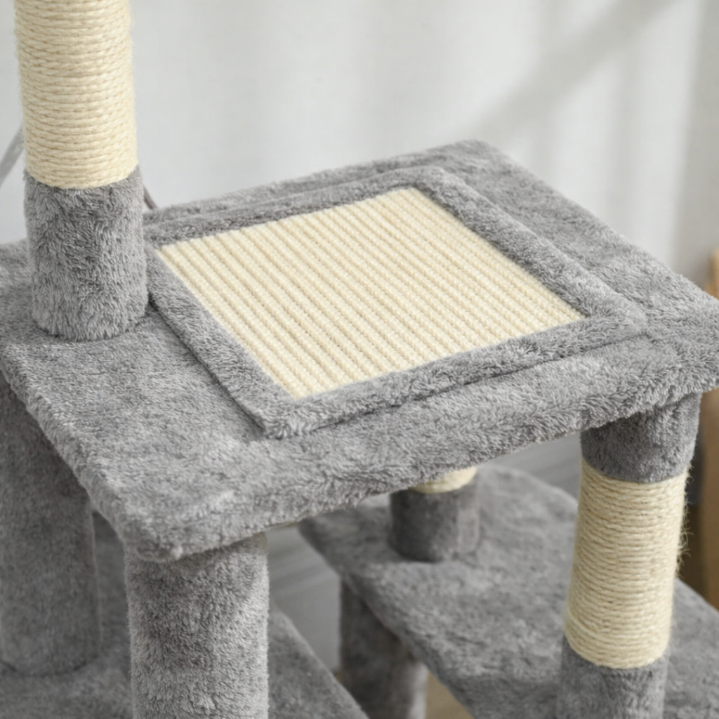 Arbre à chat multi-niveaux avec niche, plateformes et poteaux sisal – 107 cm
