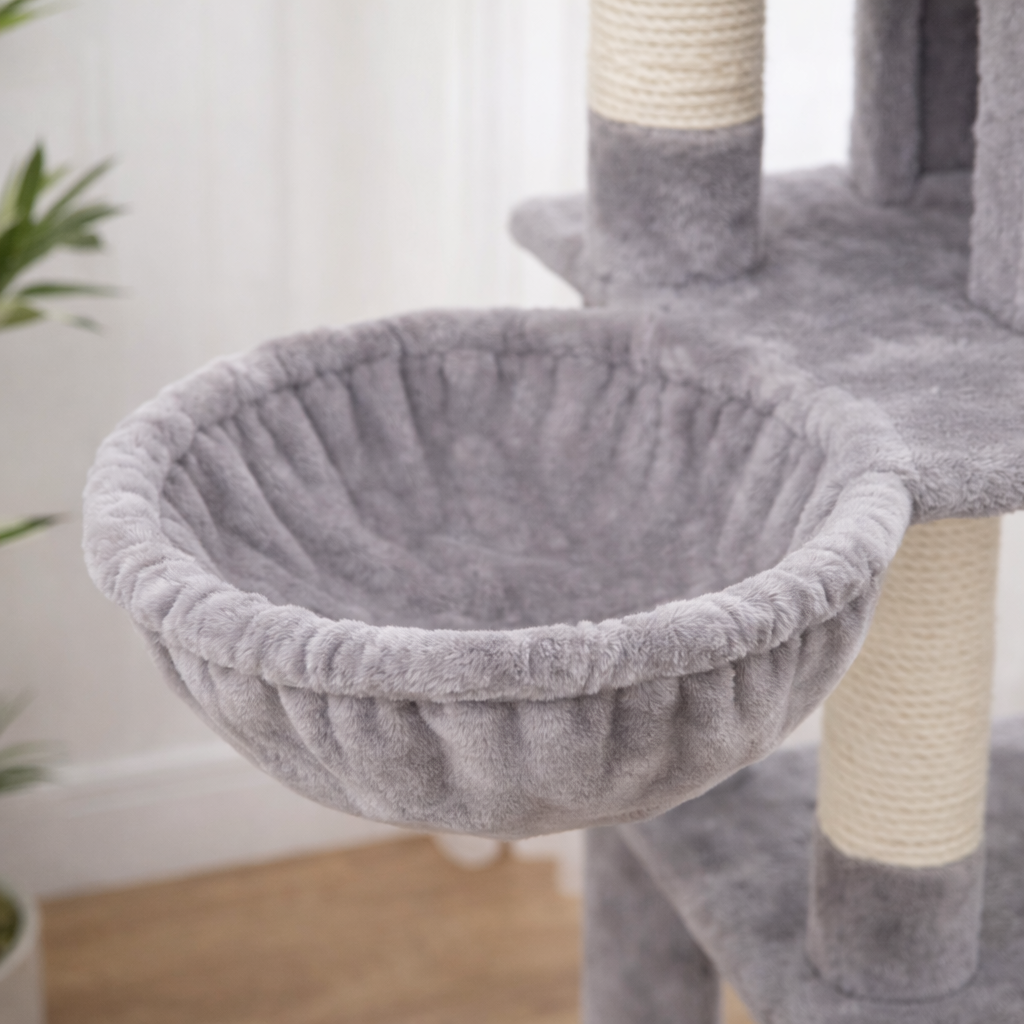 Arbre à chat 162 cm avec niches, hamac, rampe et poteaux en sisal