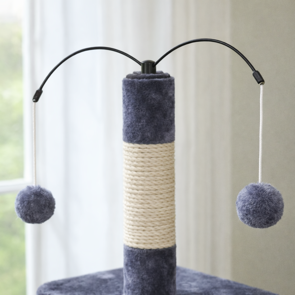 Arbre à chat 135 cm avec niche, plateformes, rampe et poteaux en sisal