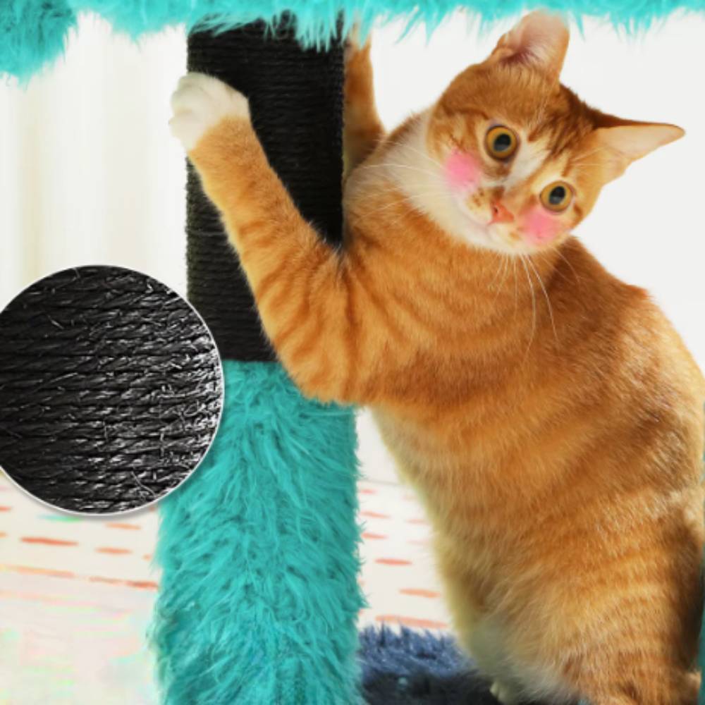 Arbre à chat avec niche en peluche et poteaux en sisal
